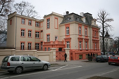 Widok z ulicy Bankowej